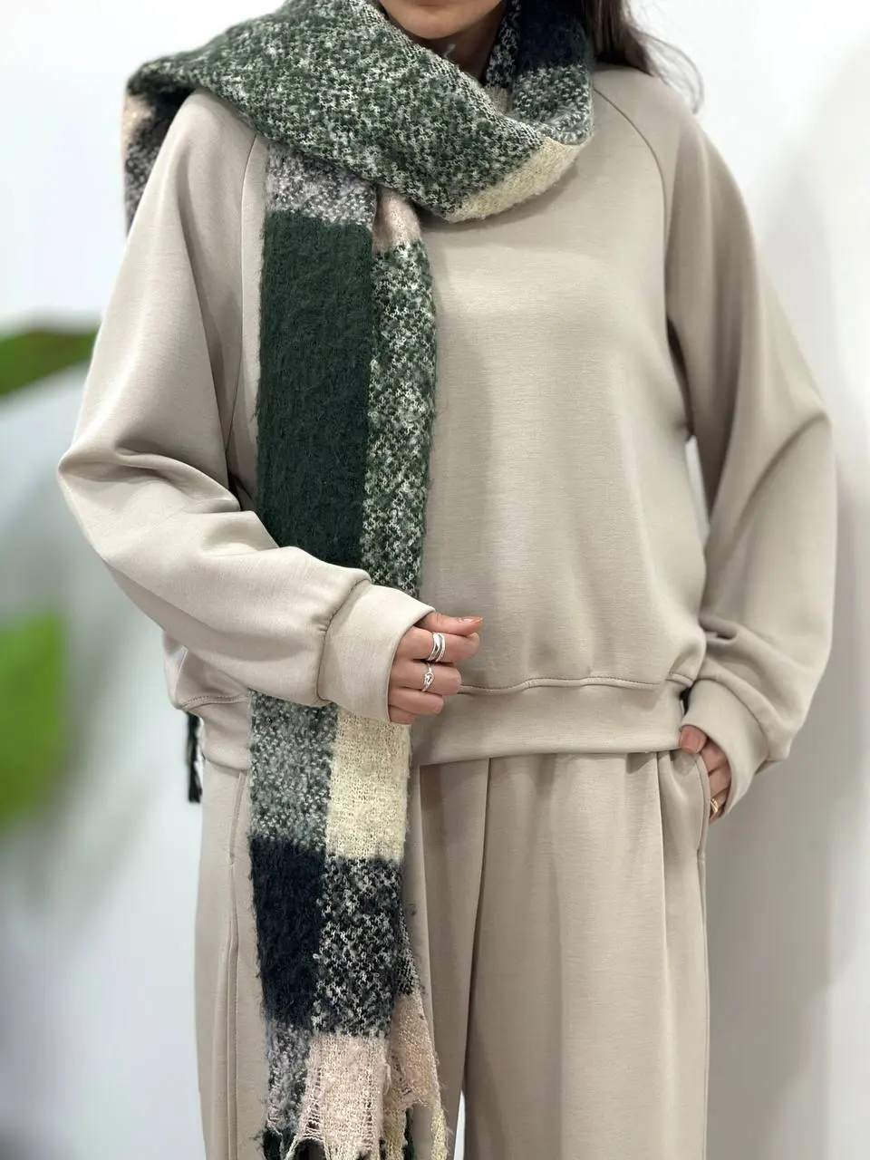 دورس زنانه اویشو